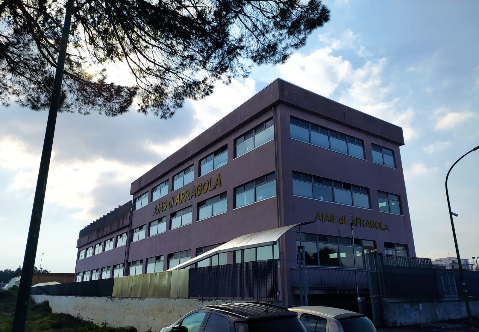 Fondi insufficienti, così si cancellano i diritti dei ragazzi autistici del centro Aias di Afragola