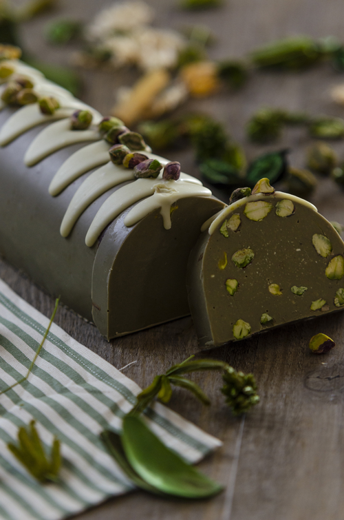 Cremoso ed avvolgente il torrone artigianale di Tuccillo 1